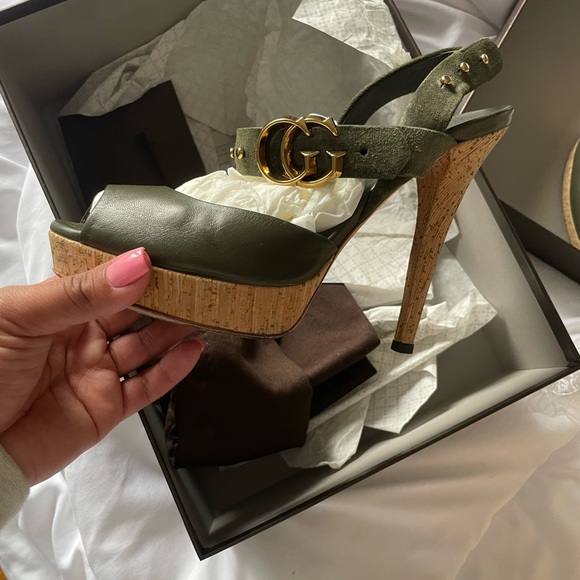 Like New worn 2x excellent condition must see - Picture 9 of 9